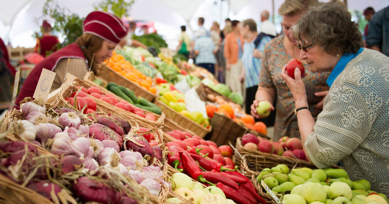 Продуктовая ярмарка в Керчи в октябре